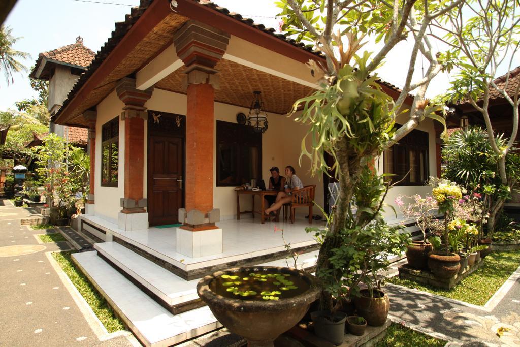 KT. Kuaya Home Stay Ubud Buitenkant foto