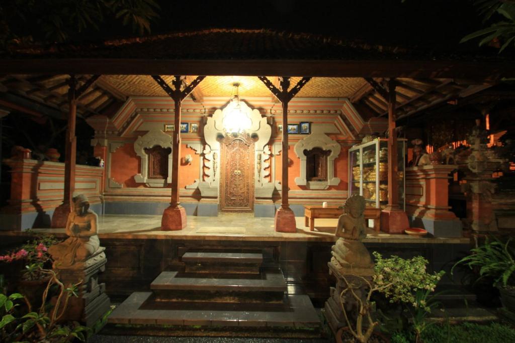 KT. Kuaya Home Stay Ubud Buitenkant foto